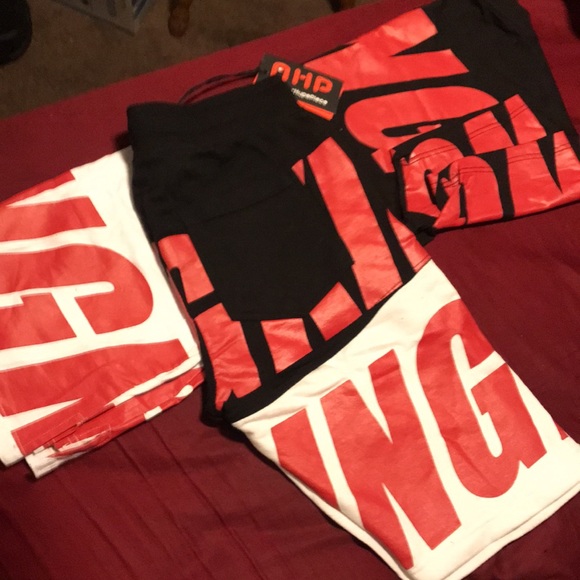 2 PC. Mens Short Set Red & Black Size X-Large - Picture 2 of 2